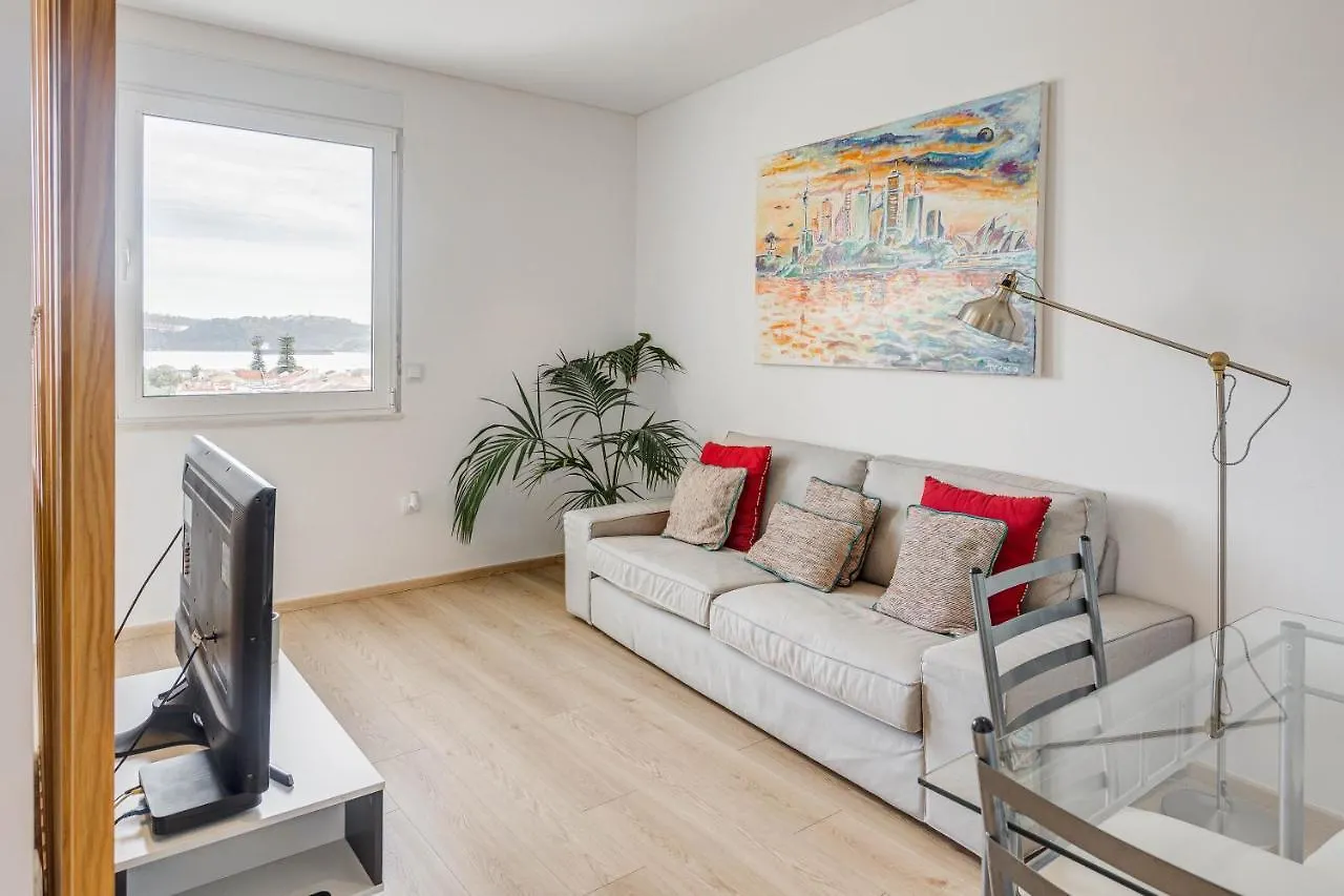 Tejo River View Apartment Nearby Belem Lisboa